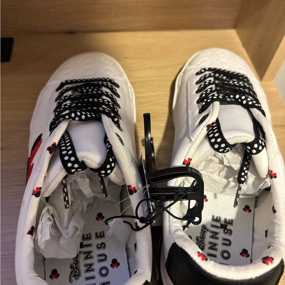Disney Kids Sneakers - White with Black and Red Details - Picture 3 of 4